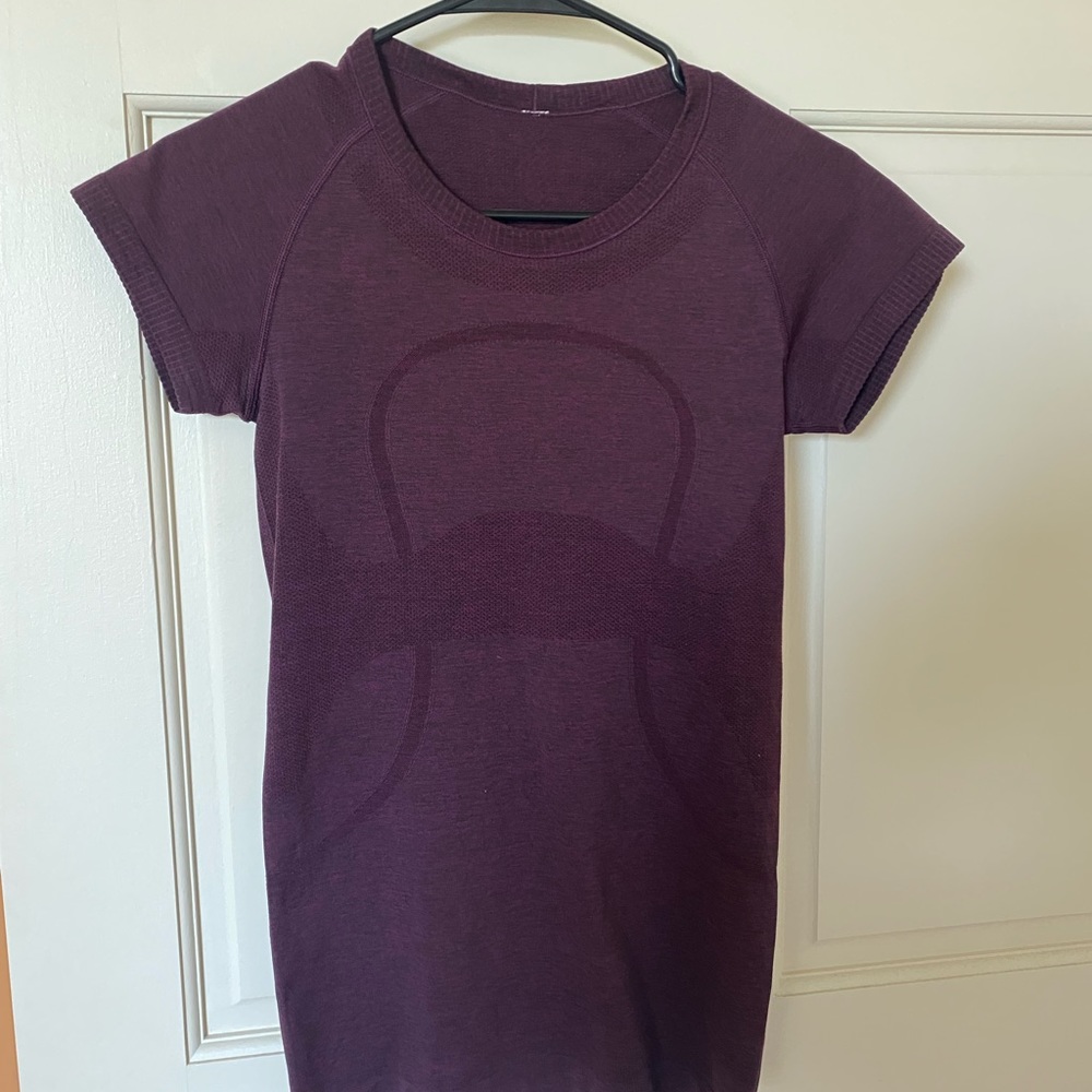 Lululemon swiftly tech short sleeve